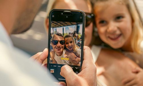 Maternidade e Redes Sociais: Até Que Ponto Compartilhar a Vida dos Filhos Online?